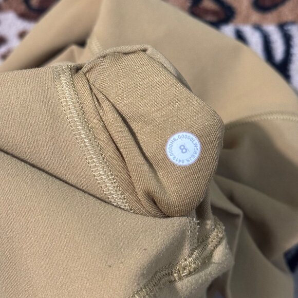 Lululemon High-Waisted Green Leggings Size 8 Stretchy & Comfortable Activewear - Picture 5 of 10